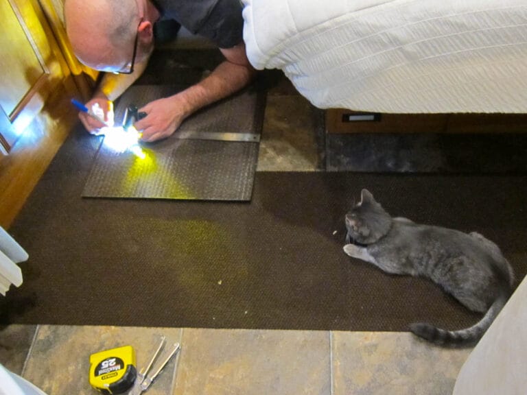 How We Replaced the Carpet in Our RV for Less Than $60 – Trek With Us